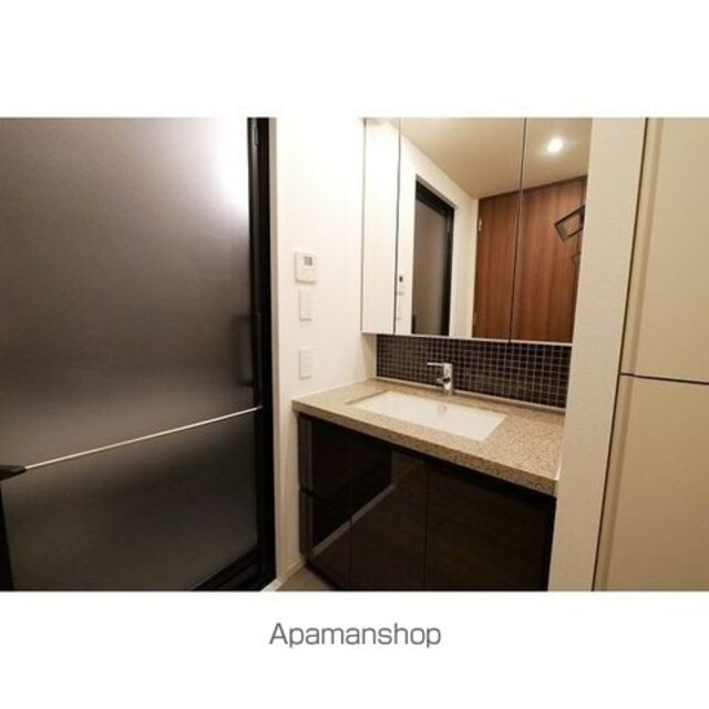 コンフォリア新宿イーストサイドタワー[1R/41.23m2]の洗面所