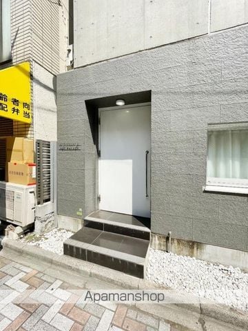 アルトパレスの玄関写真