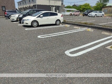 レオネクストあさか野[1K/31.62m2]の駐車場