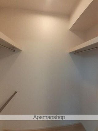 サンヴァリー２１Ｃ棟[2LDK/59.55m2]の収納