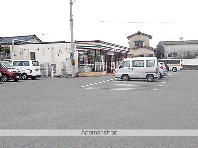フォレスト中嶋の周辺写真