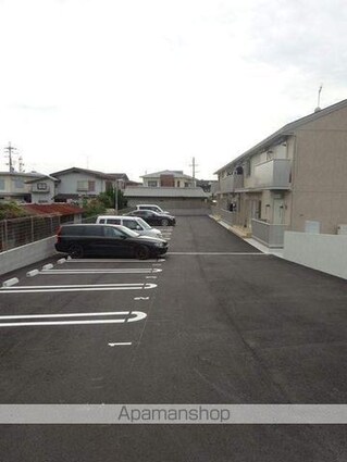 和歌山県和歌山市栄谷[2LDK/66.31m2]の駐車場3