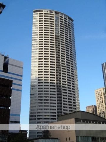 ザ・タワー大阪の外観写真
