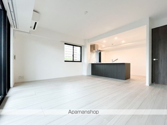 SーRESIDENCE百道AUREATEの内装写真