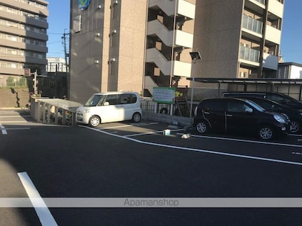 Ｂｌｅｚｉｏ３[1LDK/30.75m2]の駐車場1