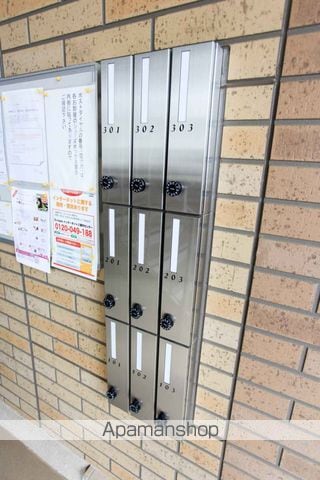 ポッソ ヴィラージュの玄関写真