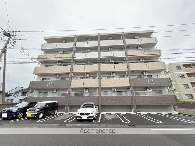 ヒカオオリエントマンション南館の外観写真