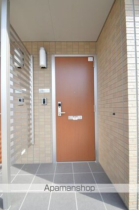 広島県東広島市三永２丁目[3LDK/81.1m2]のエントランス2