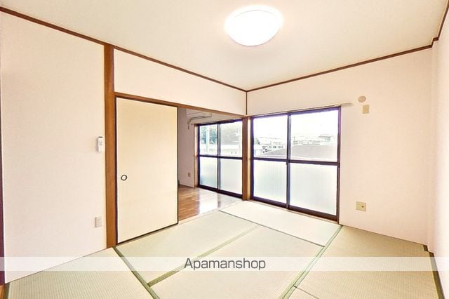 ハイツ ハピィバリーII A棟の内装写真