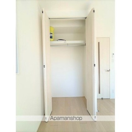 ウェルスクエアイズム高井戸[1K/19.99m2]の収納