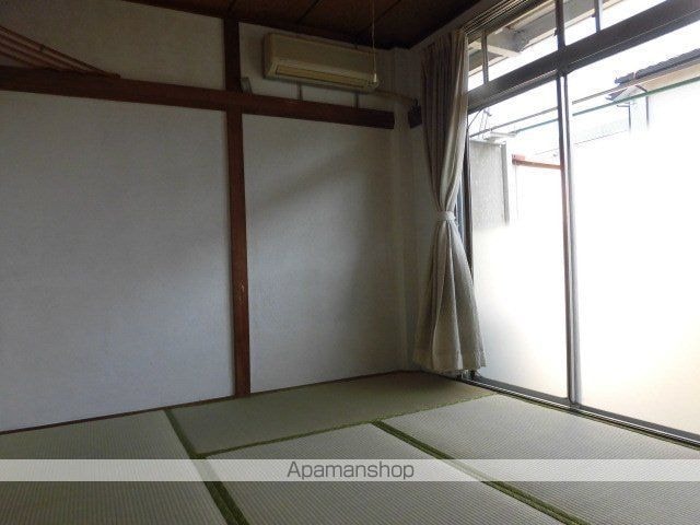 東京都国分寺市日吉町２丁目[2K/32.4m2]のリビング・居間