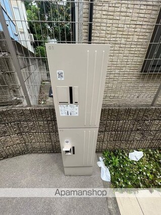 東京都中野区松が丘２丁目[1DK/38.97m2]の共用部2