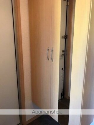 シャンテ城下Ｂ[2LDK/58.07m2]の玄関1