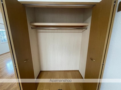 オーシャン・ハイツ[2LDK/51.67m2]の収納