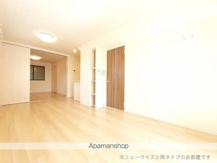 グランデルート　Ｃ[1LDK/50.01m2]のリビング・居間