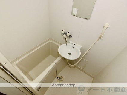 レオパレスフォーサイト　松山[1K/23.18m2]のバス