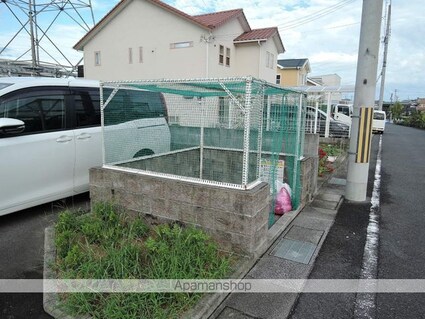 ソレアード[2LDK/54.86m2]の駐車場