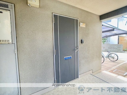 ＧＥＮ重信館[1R/26.7m2]のエントランス1