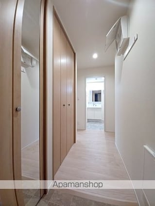 ハーモニー多摩平[2LDK/62.21m2]の玄関