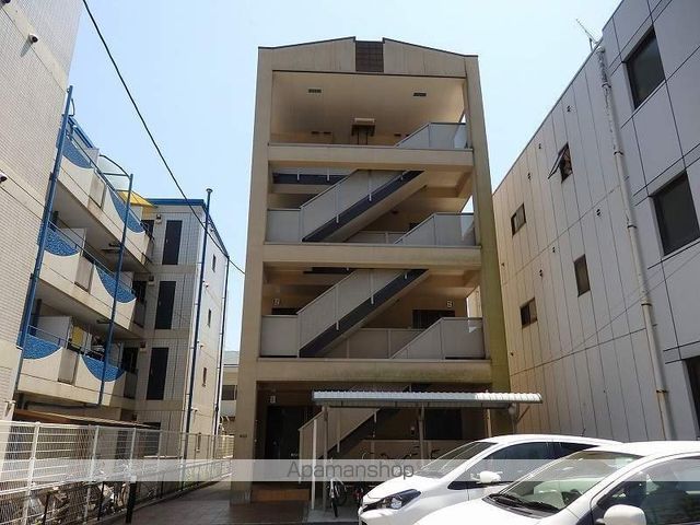 ジェントリー山本の玄関写真