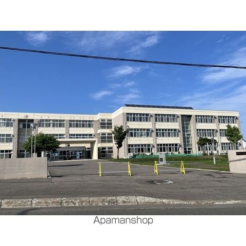 アルファ1の周辺写真
