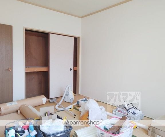 第三芳月ハイツの内装写真