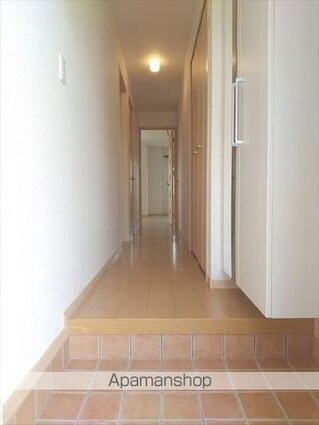 和歌山県和歌山市井辺[1LDK/46.85m2]の玄関