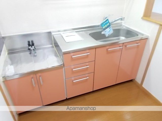 コンフォルターブルIVの内装写真