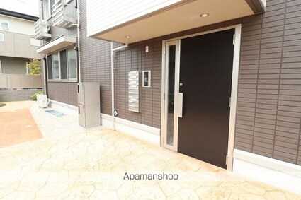 福岡県糟屋郡粕屋町長者原西１丁目[1LDK/41.41m2]のエントランス2