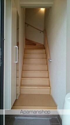 モンテ・グリシーヌ[2LDK/60.14m2]の玄関