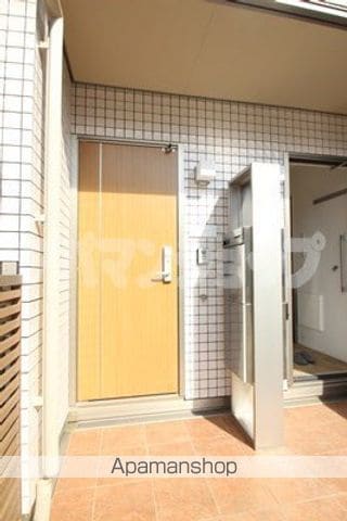 カルミアの玄関写真