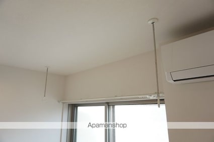 千葉県千葉市中央区長洲２丁目[1K/27.32m2]の内装1