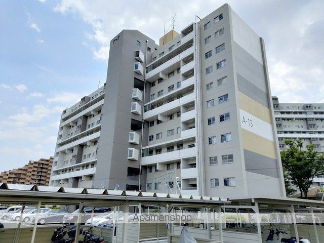 千里山田西団地の外観写真
