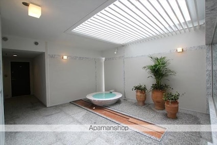 東京都世田谷区野沢３丁目[2LDK/59.08m2]の共用部2
