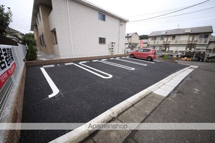 サン・ピエーナ[2LDK/57.32m2]の共用部2
