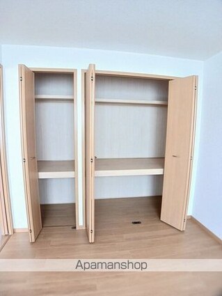 ビズ・コートＡ[2LDK/62.48m2]の収納