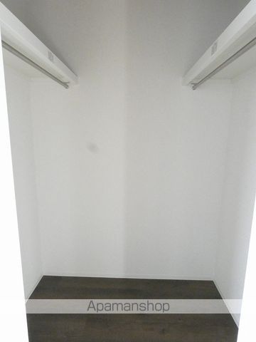 R-Garage助信の内装写真