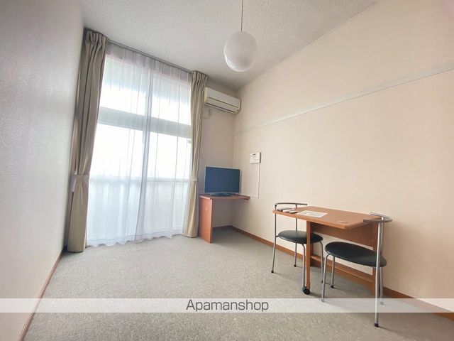 レオパレス南市場の内装写真