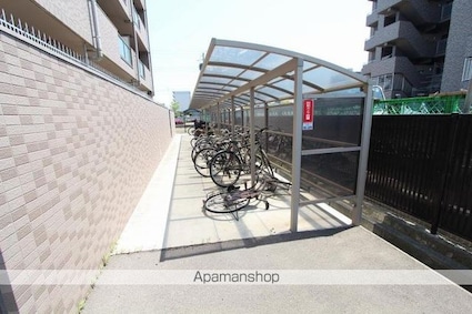 香川県高松市太田下町[1LDK/60.05m2]の共用部2