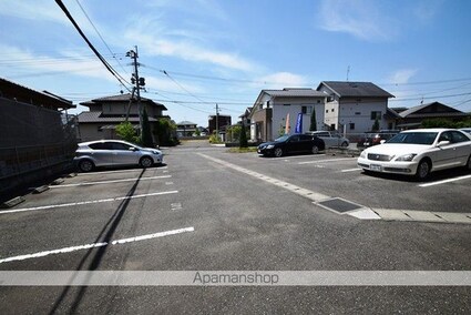 ｗｅｓｔ　ｍｉｎｉｏｎ[2LDK/61.92m2]の駐車場1