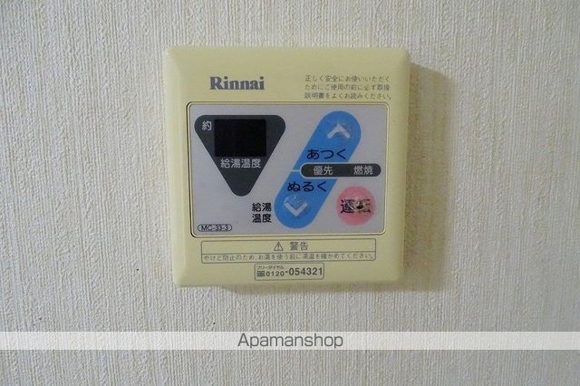 コンチネンタル星井町の内装写真