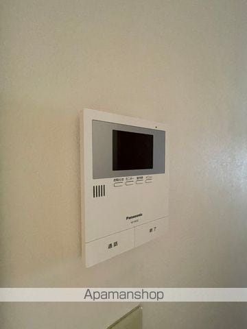 鵠沼海岸2丁目貸家の内装写真