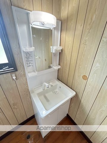 ＪＲ日豊本線 三股駅 バス乗車時間：5分 最寄りバス停で下車 徒歩3分 1階建 築60年の内装写真