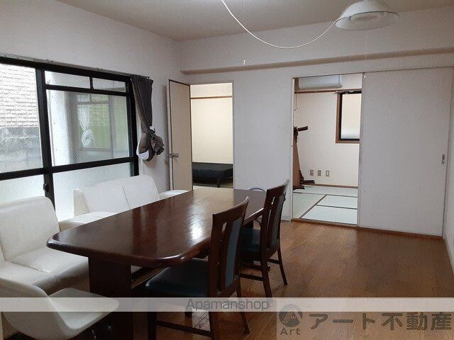 ＦＯＵＮＴＡＩＮ[3LDK/59.4m2]のリビング・居間