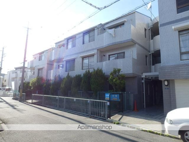 ロイヤルハイツ歌園2の外観写真