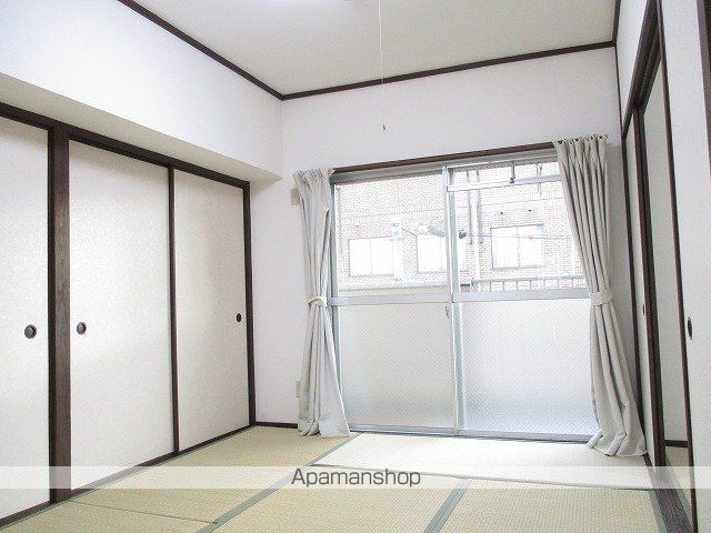 アーバンコート泉宮の内装写真