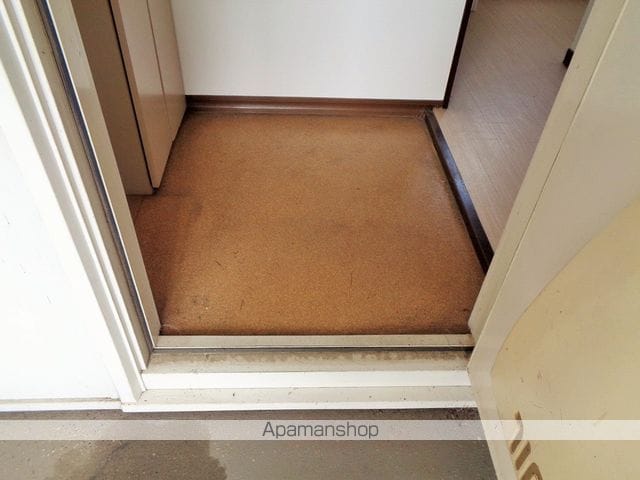 エトワール三津屋C棟の内装写真