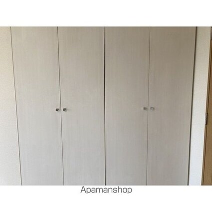 ヒルトップ北沢[1R/32.3m2]の内装