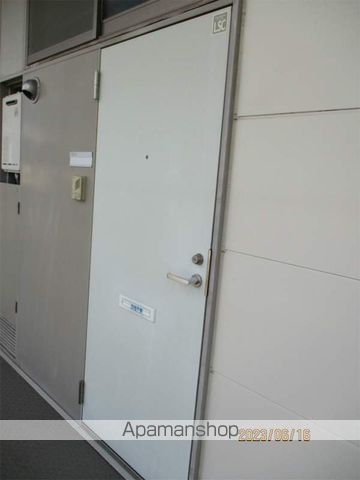 レオパレスサウススクエアの玄関写真