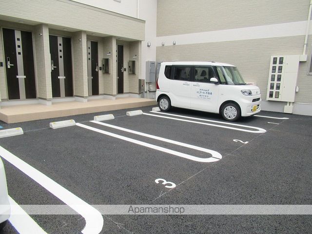 トリコロールIIIのその他写真